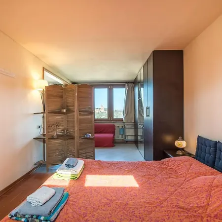 Casa Ravacciano דירה *